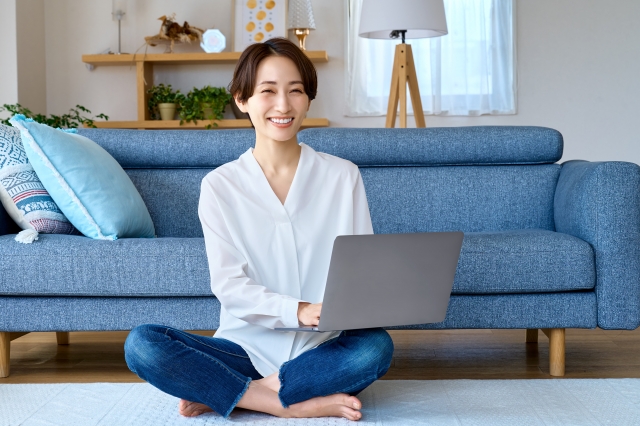 賃貸の一人暮らしでIoT・スマートホーム化｜WiFiは何台まで同時接続できる？必要な回線と選び方